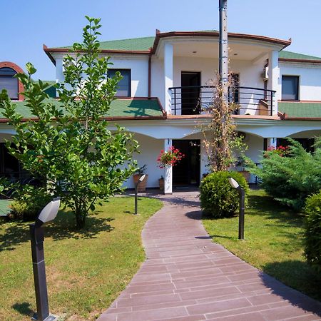 Guest House Panorama Aqualux With Free Parking Novi Sad Esterno foto
