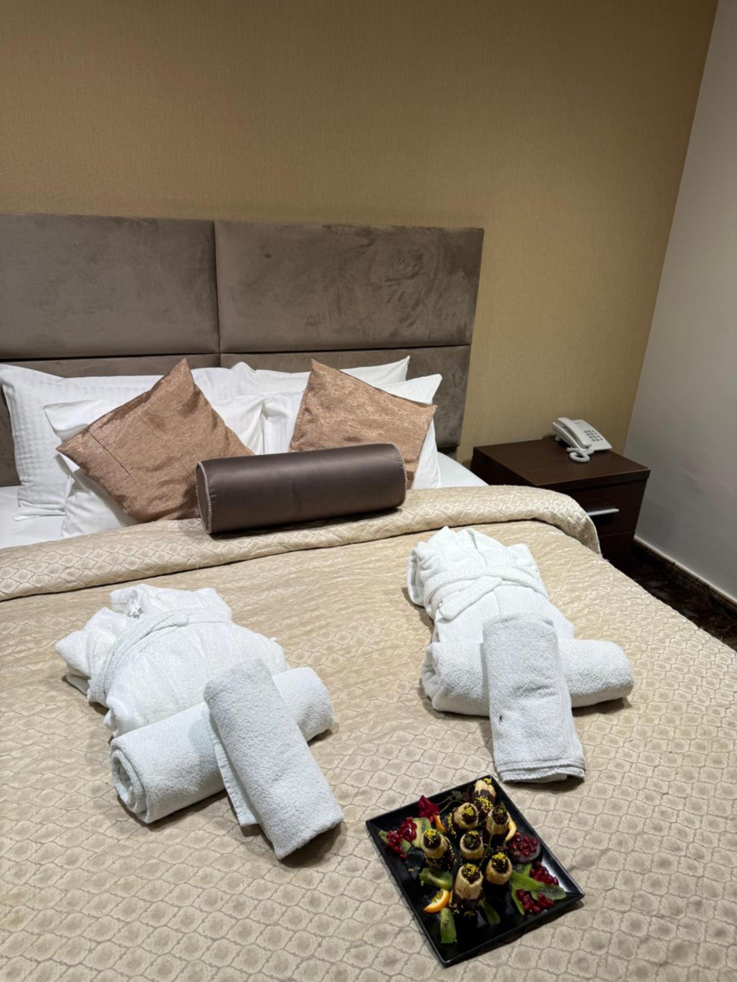 Guest House Panorama Aqualux With Free Parking Novi Sad Esterno foto