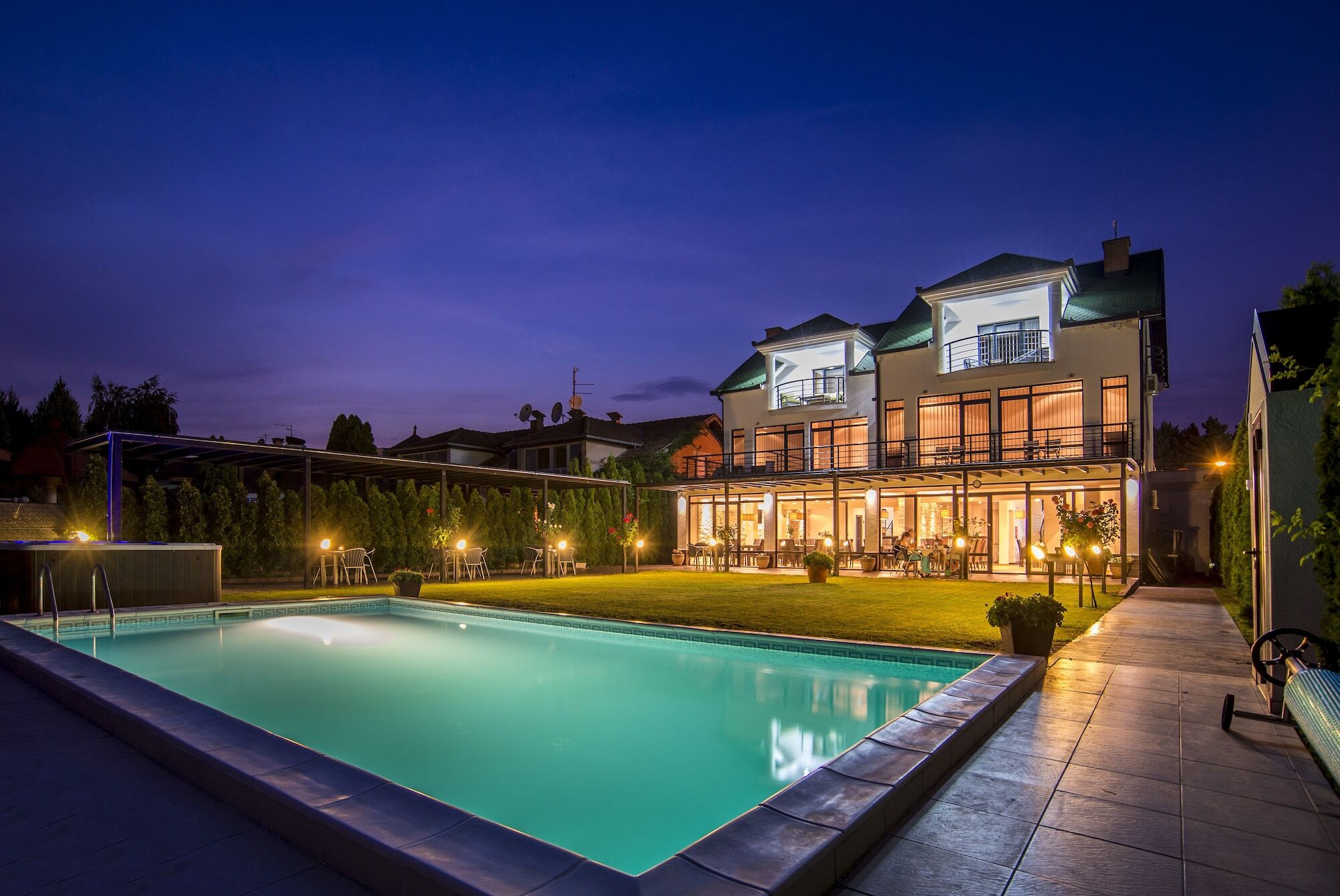 Guest House Panorama Aqualux With Free Parking Novi Sad Esterno foto